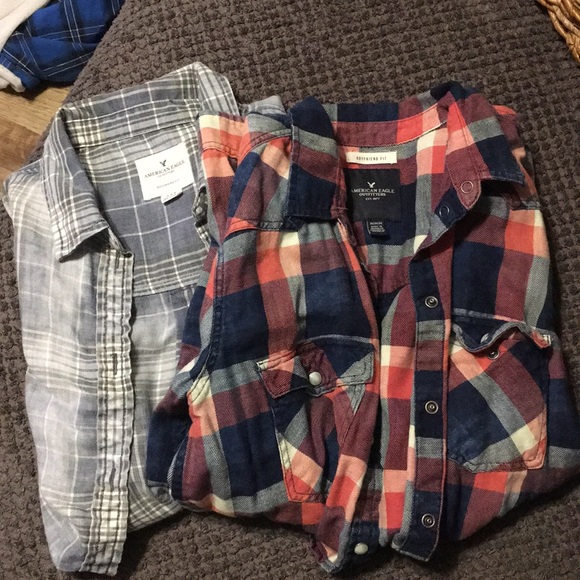 American Eagle Outfitters Tops - 🌸🐣 Bundle-3 American Eagle sz med flannels